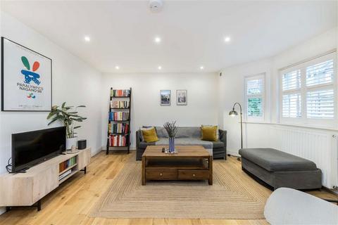 2 bedroom flat for sale, Arbuthnot Road, London SE14