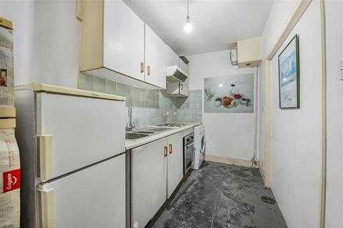 1 bedroom flat for sale, New Cross Road, London SE14
