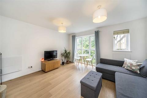 1 bedroom flat for sale, Farrow Lane, London SE14