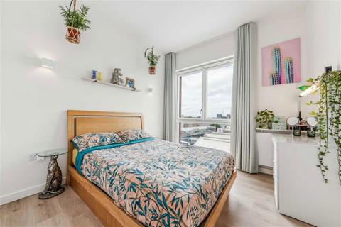 1 bedroom flat for sale, Varcoe Road, London SE16