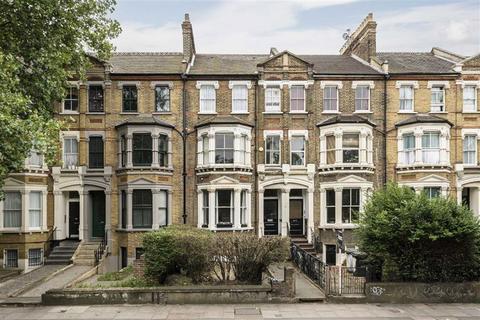 2 bedroom flat for sale, Queens Road, London SE14