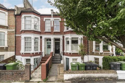 3 bedroom flat for sale, Musgrove Road, London SE14