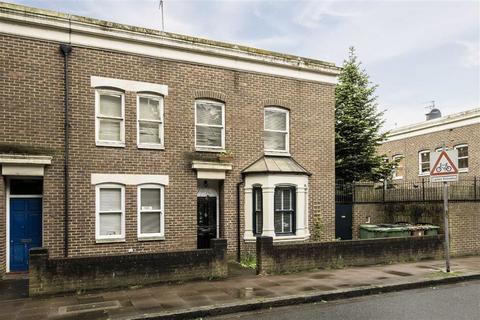70 Brookmill Road, London, SE8 4JJ