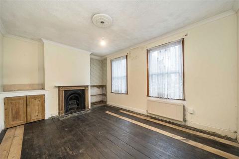 3 bedroom terraced house for sale, Dennett's Road, London SE14