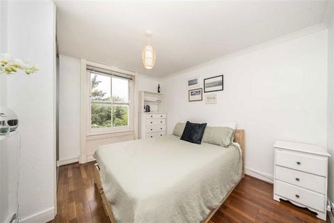 2 bedroom flat for sale, Waller Road, London SE14