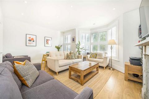 3 bedroom flat for sale, Aspinall Road, London SE4