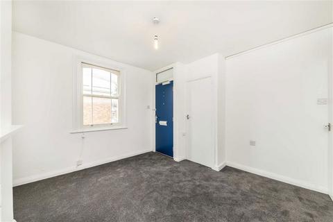 1 bedroom flat to rent, Admiral Street, London SE8