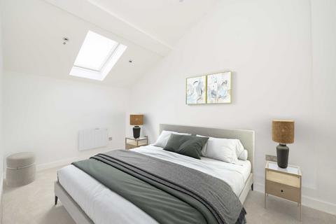 2 bedroom flat for sale, Torriano Mews, London NW5