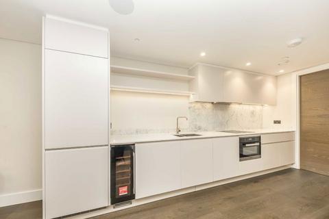 2 bedroom flat for sale, Dyer's Buildings, London EC1N