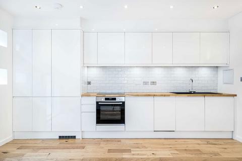 Burrows Mews, London SE1