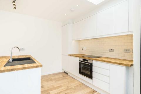 1 bedroom flat for sale, Burrows Mews, London SE1