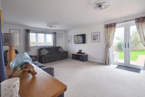 3 bedroom detached house for sale, Bourton