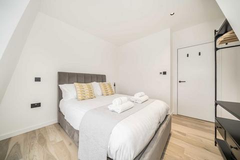 1 bedroom flat for sale, Forest Road, London E8