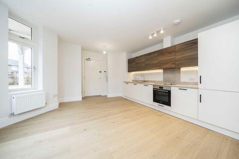 1 bedroom flat for sale, Blenheim Road, Raynes Park SW20