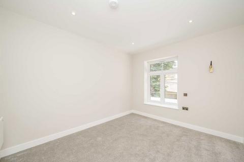 2 bedroom flat for sale, Elder Road, West Norwood SE27