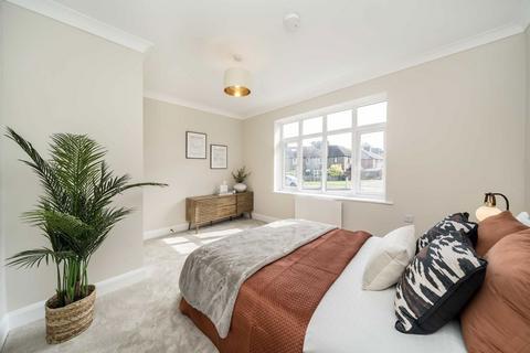 1 bedroom flat for sale, Court Farm Road, Eltham SE9