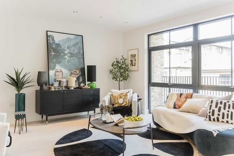 1 bedroom flat for sale, The Mall, London W5