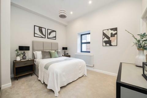 3 bedroom flat for sale, Inglis Road, London W5