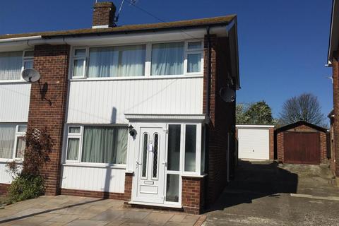 3 bedroom semi-detached house to rent, Sherwood Gardens, Ramsgate