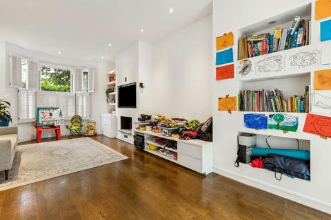 3 bedroom terraced house for sale, Salcott Road, London SW11