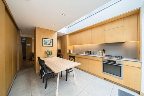 2 bedroom terraced house for sale, Tyneham Road, London SW11