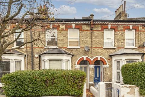 2 bedroom flat for sale, Gowrie Road, London SW11