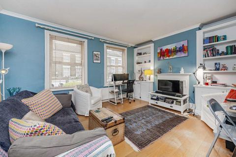 2 bedroom flat for sale, Gowrie Road, London SW11