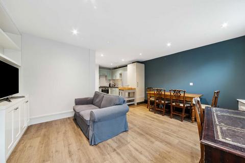 2 bedroom flat for sale, Battersea High Street, London SW11