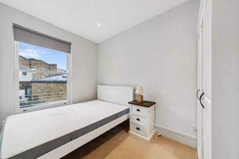 2 bedroom flat for sale, Battersea High Street, London SW11