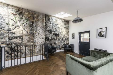 1 bedroom house for sale, Edgel Street, London SW18