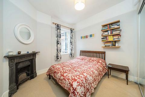 1 bedroom flat for sale, Prince Of Wales Drive, London SW11