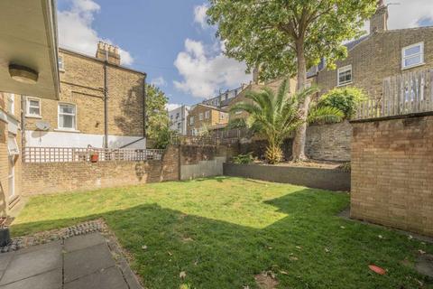 21a Ilminster Gardens, London, SW11 1PJ