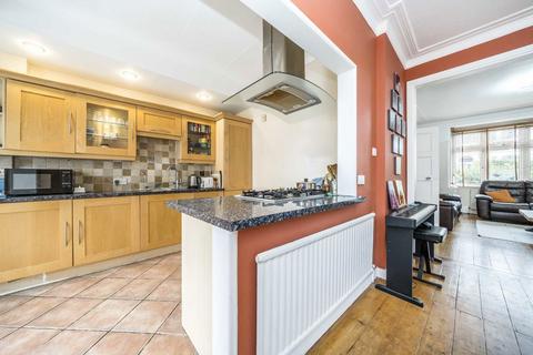 5 bedroom house for sale, Broomwood Road, London SW11