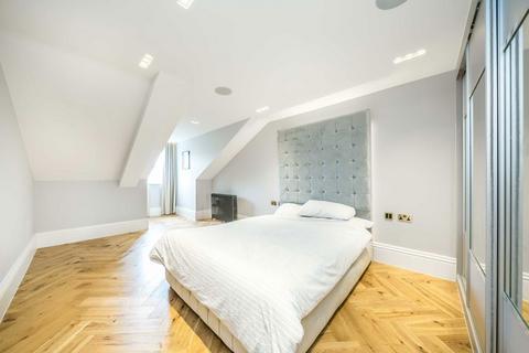 2 bedroom flat for sale, Nightingale Lane, London SW12