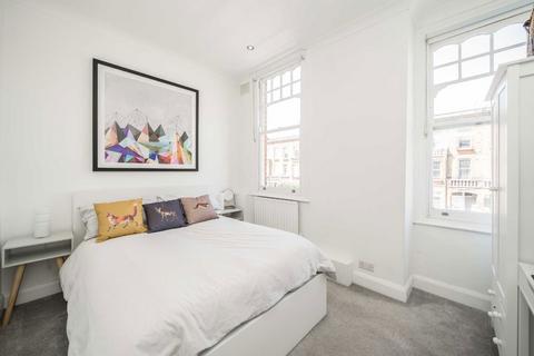 2 bedroom flat for sale, Queenstown Road, London SW8