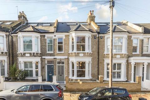 4 bedroom house for sale, Eccles Road, London SW11