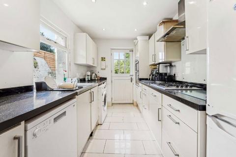 3 bedroom house for sale, Eversleigh Road, London SW11