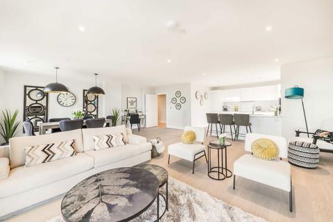 3 bedroom flat for sale, Vision Point, Battersea SW11