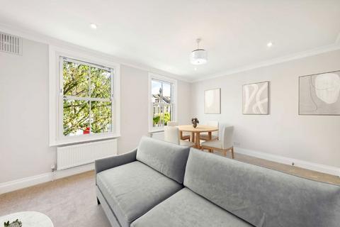 3 bedroom flat for sale, Inworth Street, London SW11