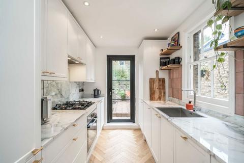 2 bedroom house for sale, Ashbury Road, London SW11