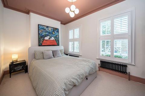 2 bedroom house for sale, Ashbury Road, London SW11