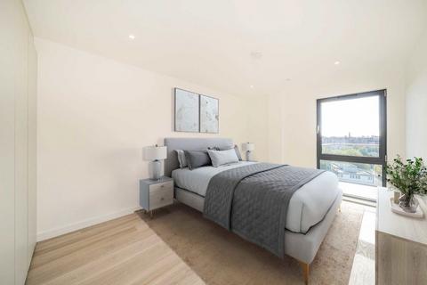 1 bedroom flat for sale, Plough Road, Battersea SW11