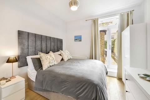 1 bedroom flat for sale, Harbut Road, London SW11