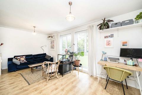 1 bedroom flat for sale, Jefferson Close, London W13