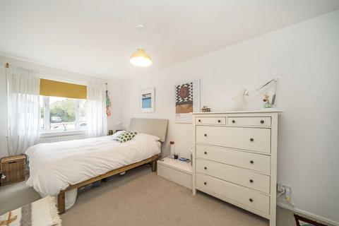 1 bedroom flat for sale, Jefferson Close, London W13