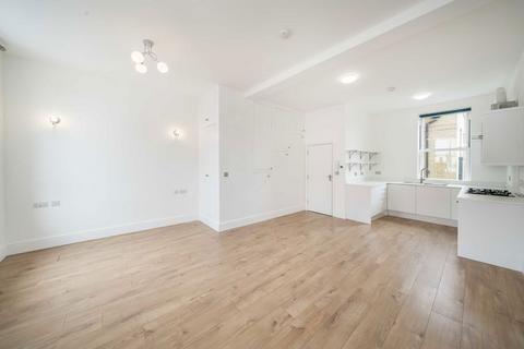 Studio for sale, Boston Road, London W7