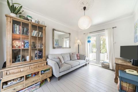 3 bedroom terraced house for sale, Coningsby Road, London W5