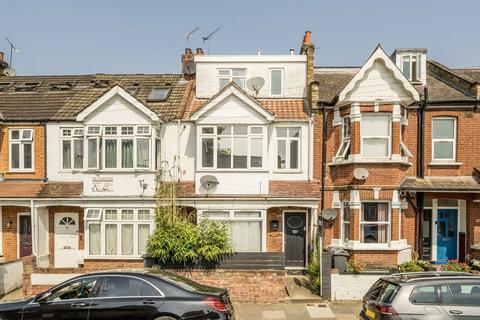 3 bedroom flat for sale, Whitestile Road, Brentford TW8