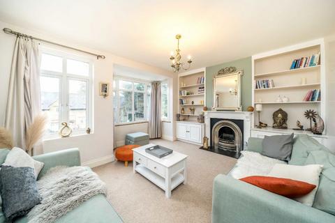 3 bedroom flat for sale, Whitestile Road, Brentford TW8