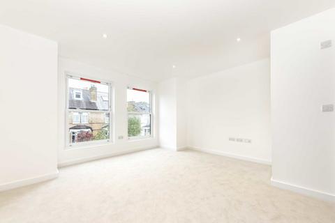 56 Whitestile Road, Brentford, TW8 9NJ
